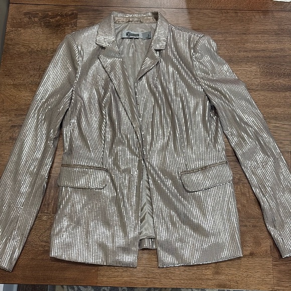 Stradivarius blazer. Sparkly. Tan / champagne color. Large - Picture 1 of 9